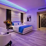 Ξενοδοχείο The Josephine Boutique 3*