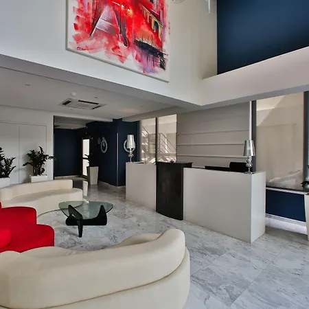 מלון The Josephine Boutique לרנקה