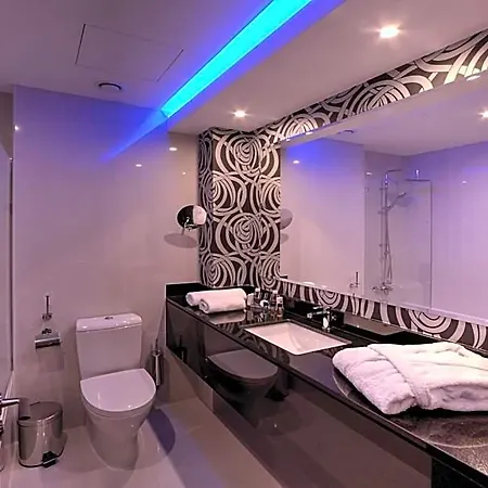 The Josephine Boutique 3* Lárnaca