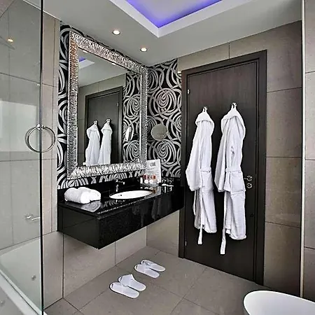 The Josephine Boutique Hotel 3*